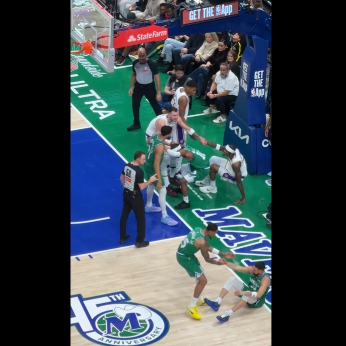 贝博体育-他不在独行侠了又好像还在！东契奇拉队友也拉对手 还关心了克莱